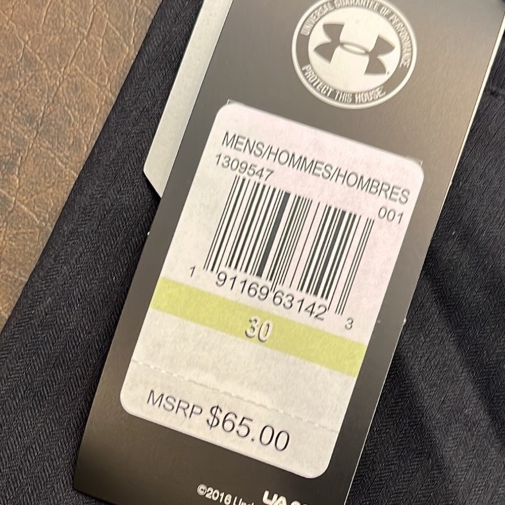 Under Armour heatgear men’s shorts size 30, 10” inseam